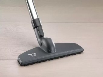 Пылесос Miele Blizzard CX1 Comfort PowerLine SKMF5 черный